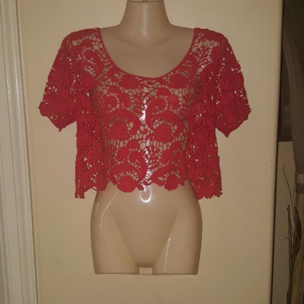 Women's top, size large, crop top, new